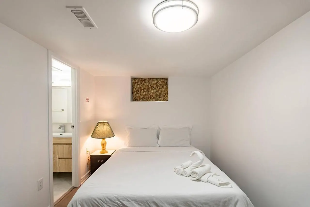 Maison d'hôtes Simple & Tidy Private Rooms Toronto